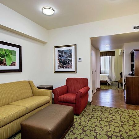 Hilton Garden Inn Lincoln Downtown/Haymarket Exterior photo