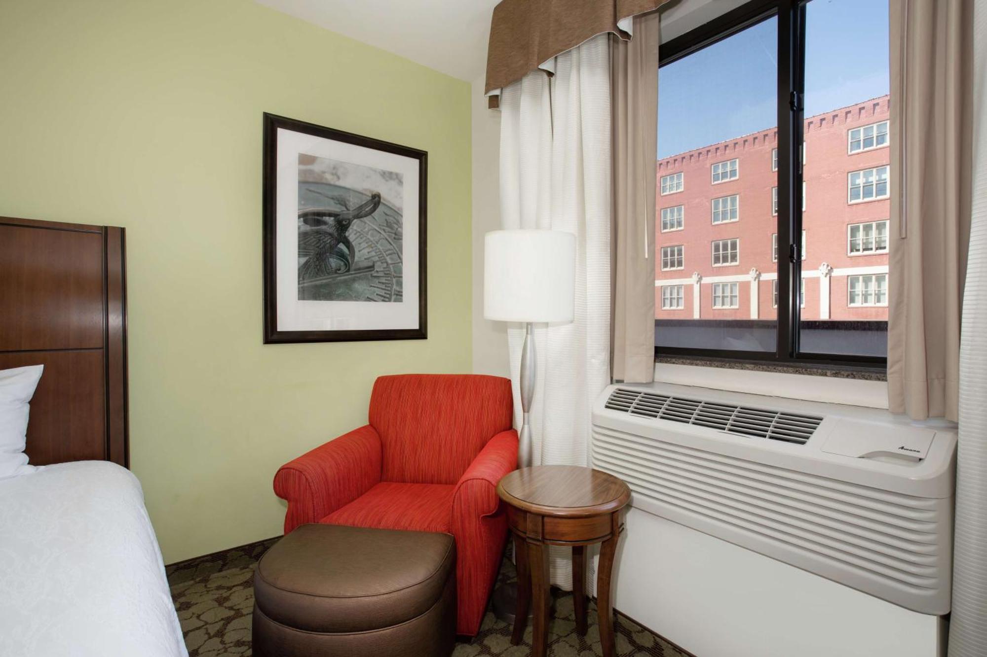 Hilton Garden Inn Lincoln Downtown/Haymarket Exterior photo