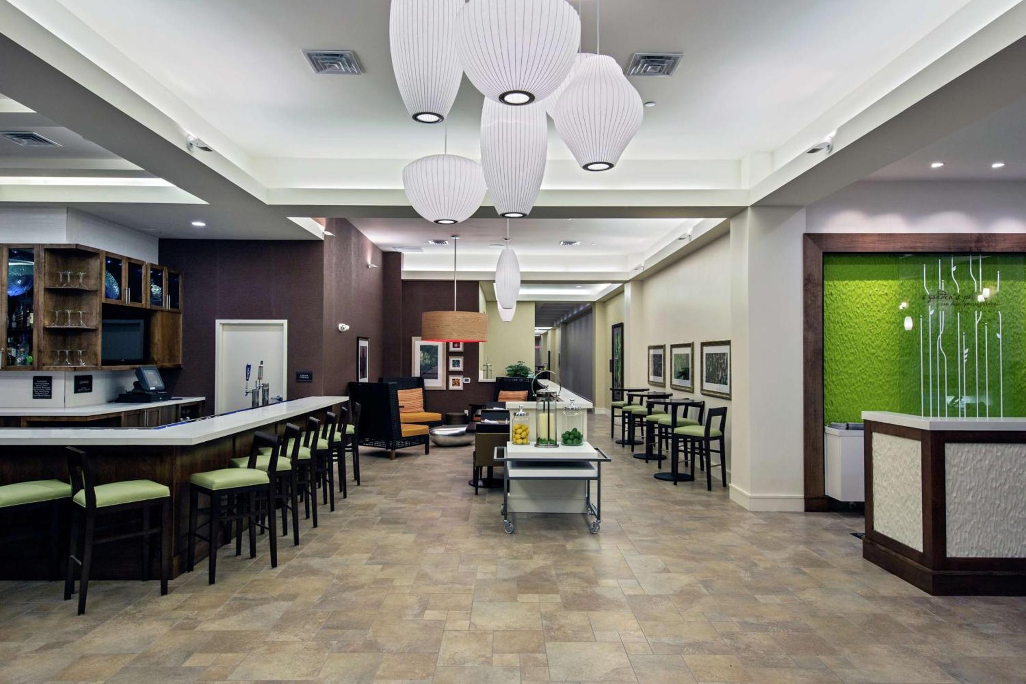 Hilton Garden Inn Lincoln Downtown/Haymarket Exterior photo